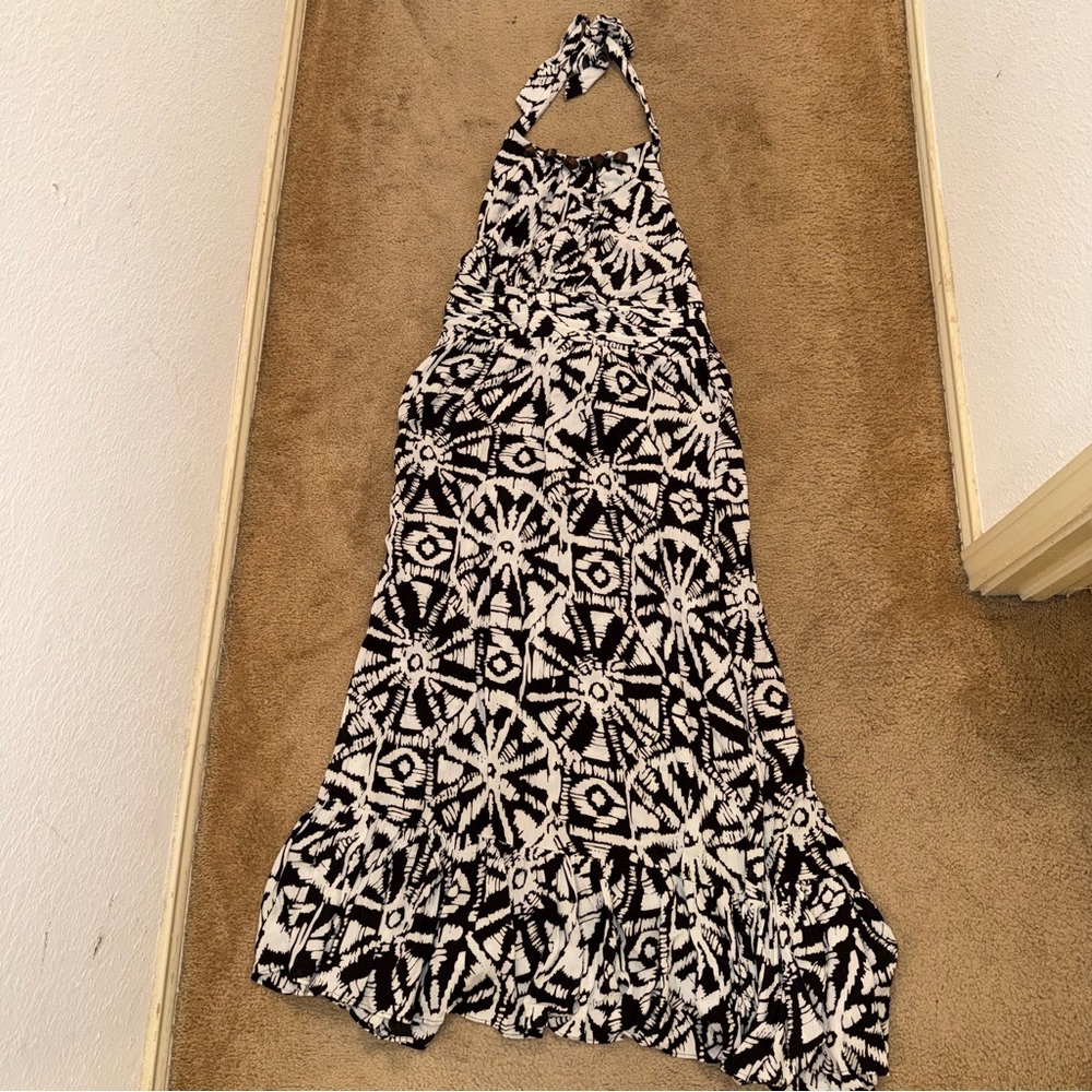 Signature by Robbie‎ Bee Black and White Geometric Maxi Dress